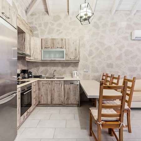 Milos Paradise Luxury Villas Áyios Nikítas Екстериор снимка