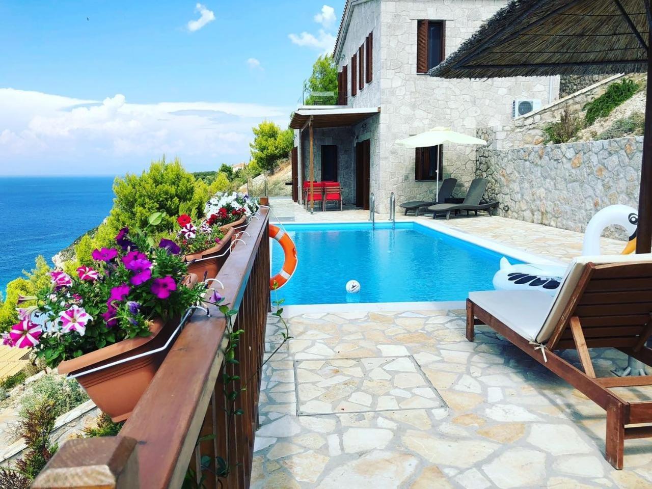 Milos Paradise Luxury Villas Áyios Nikítas Екстериор снимка